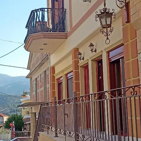 Nikola's & Joanna's 2 * Argostoli (Kefalonia)